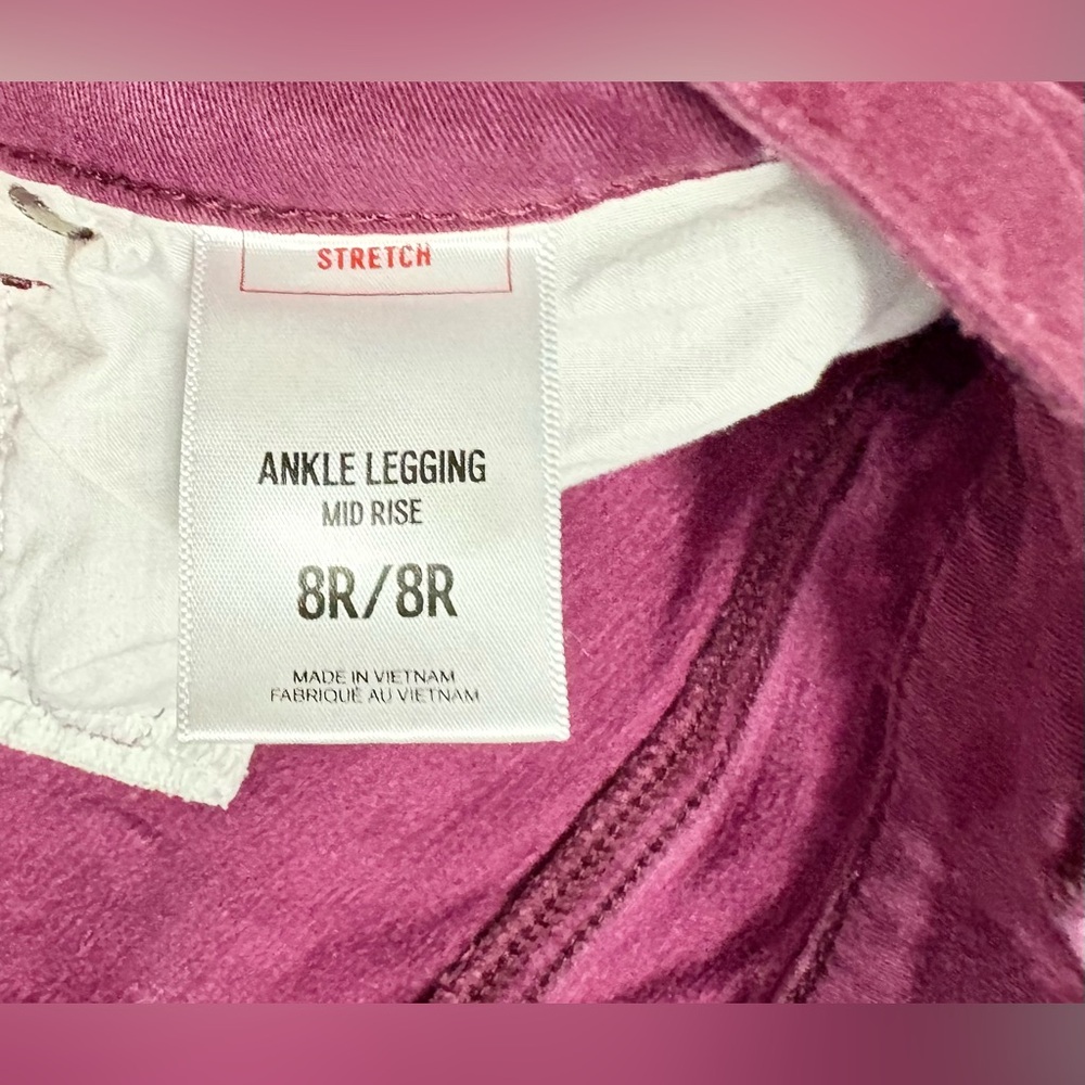 Women's Express Stretch Mid Rise Ankle Denim Leggings Burgundy - Picture 3 of 3